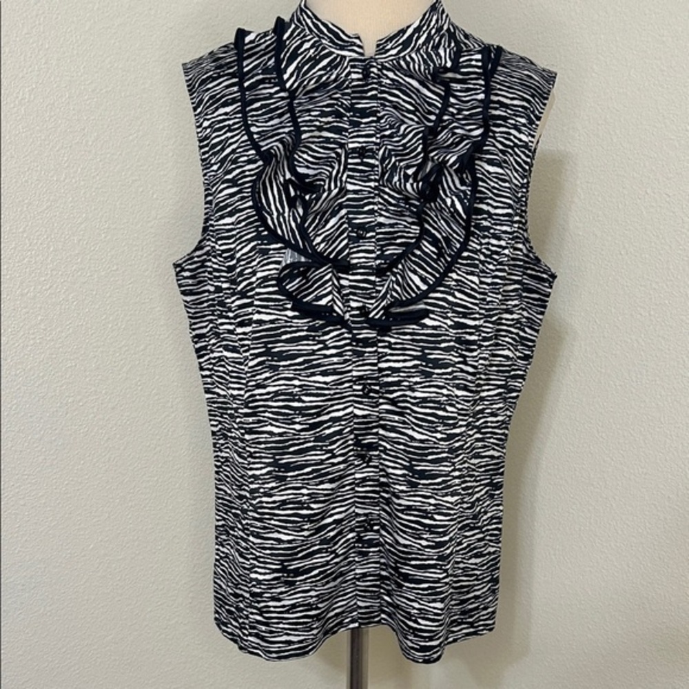 Black White Zebra Print Ruffle Sleeveless Top Like a L Large 12 see measurements